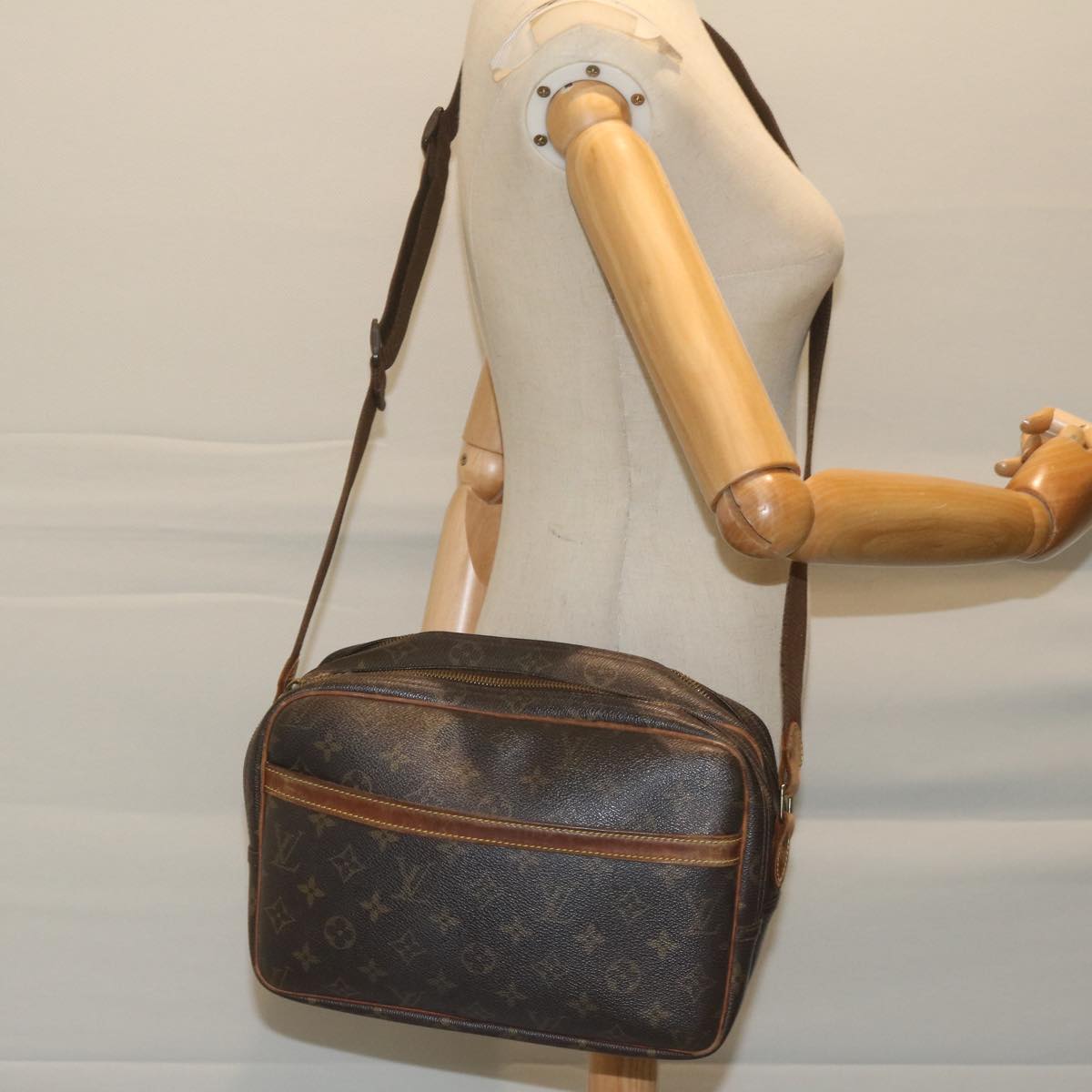 LOUIS VUITTON Monogram Reporter PM Shoulder Bag M45254 LV Auth bs10741