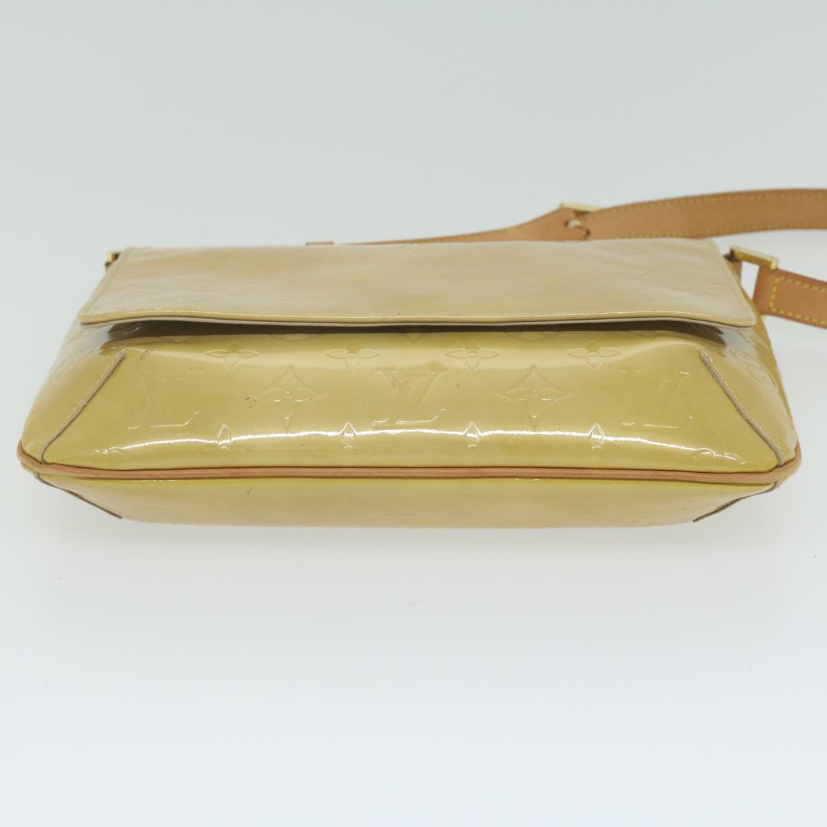 LOUIS VUITTON Monogram Vernis Thompson Street Bag Beige M91301 LV Auth bs11055