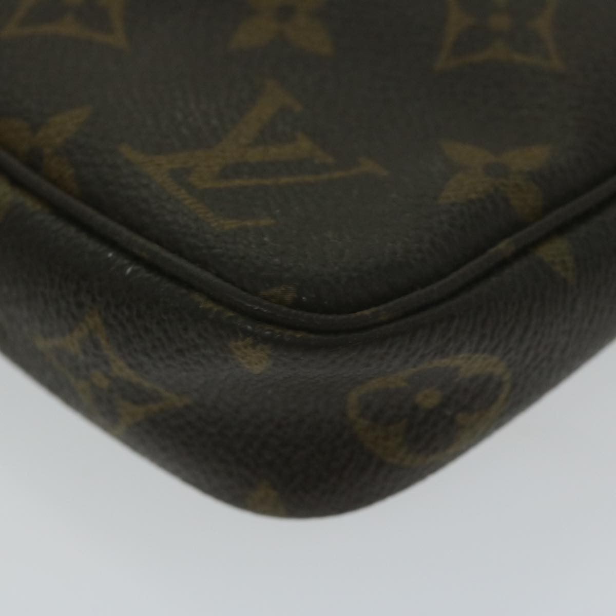 LOUIS VUITTON Monogram Pochette Accessoires Pouch M51980 LV Auth bs11201