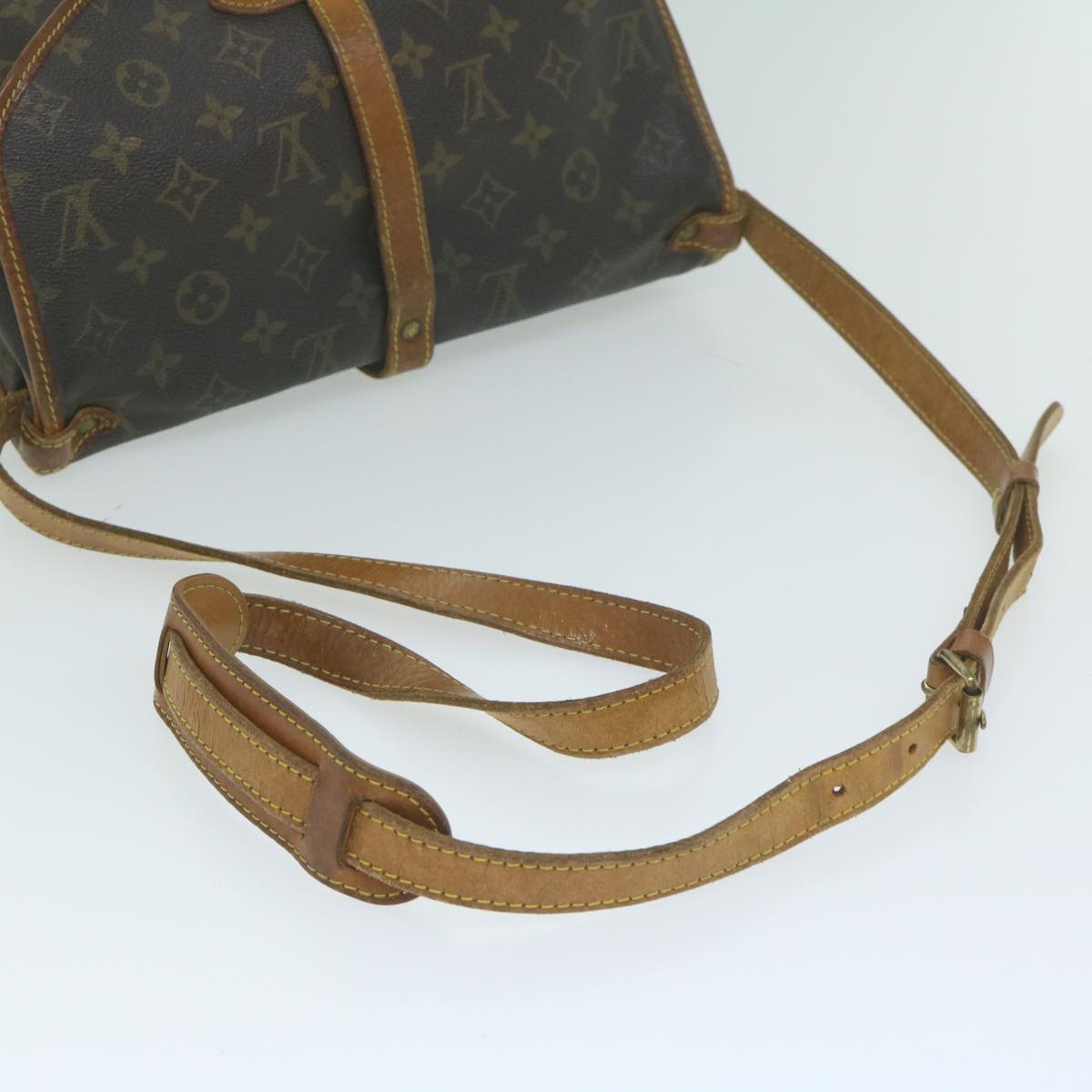 LOUIS VUITTON Monogram Saumur 30 Shoulder Bag M42256 LV Auth bs11329