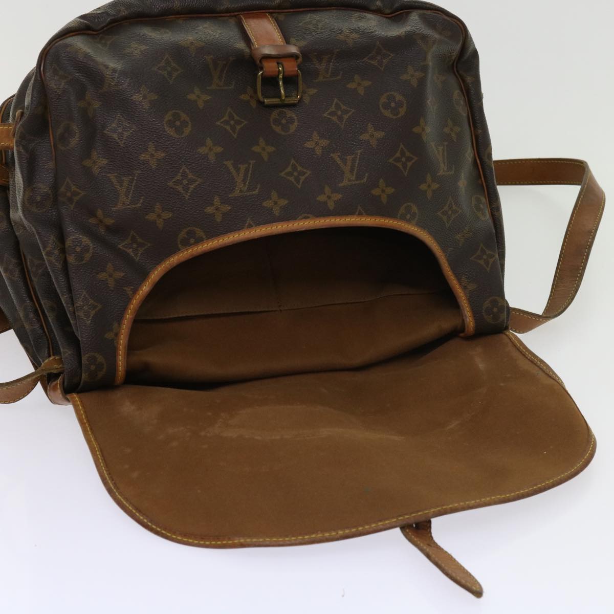 LOUIS VUITTON Monogram Saumur 35 Shoulder Bag M42254 LV Auth bs11335