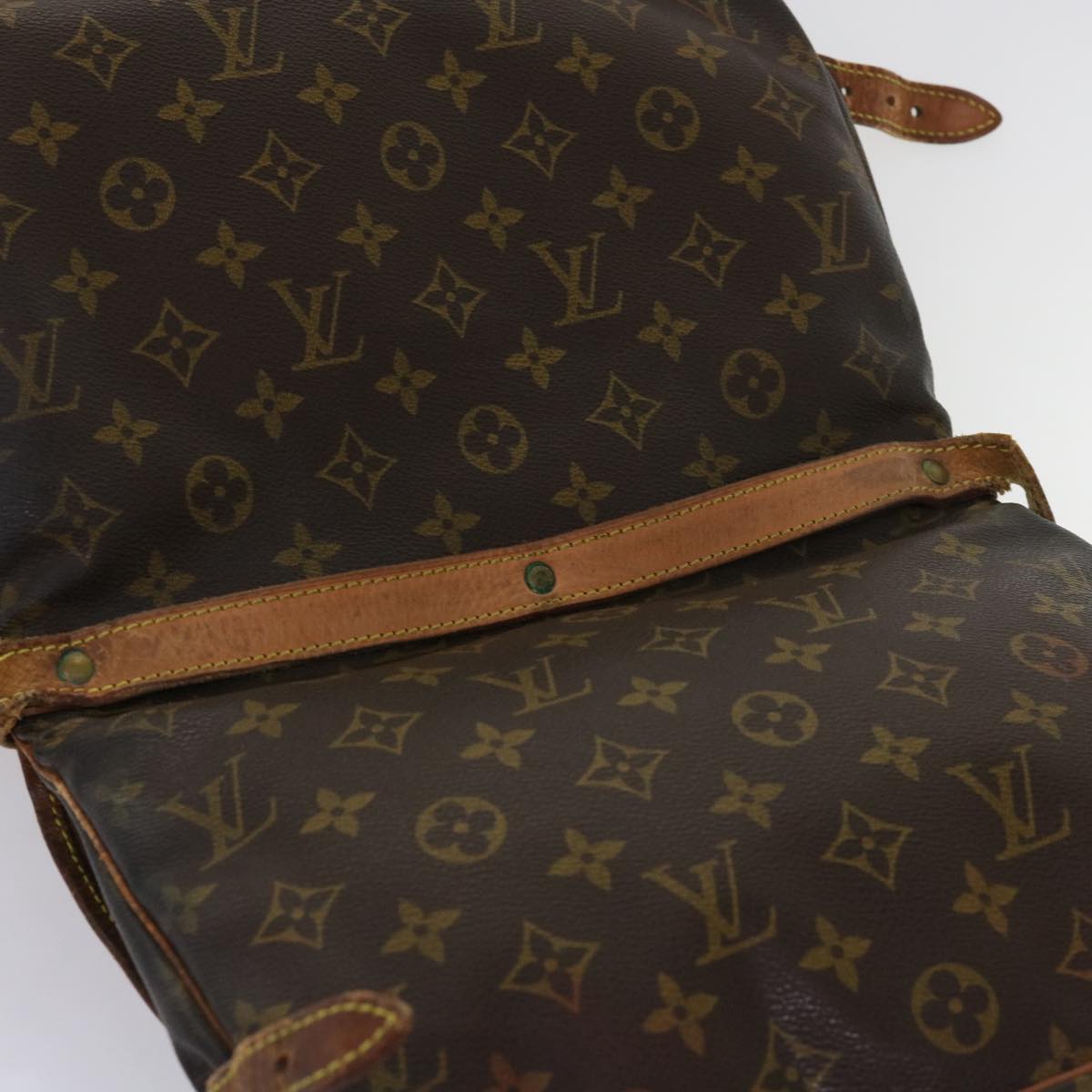 LOUIS VUITTON Monogram Saumur 30 Shoulder Bag M42256 LV Auth bs11337