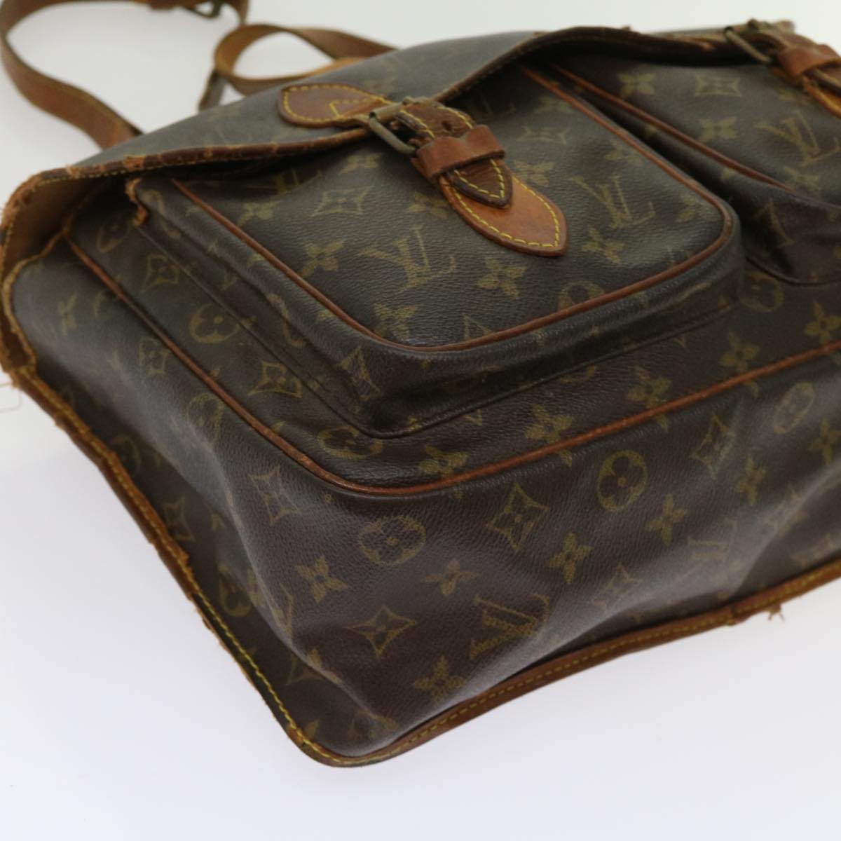 LOUIS VUITTON Monogram Gibeciere GM Shoulder Bag M42246 LV Auth bs11362