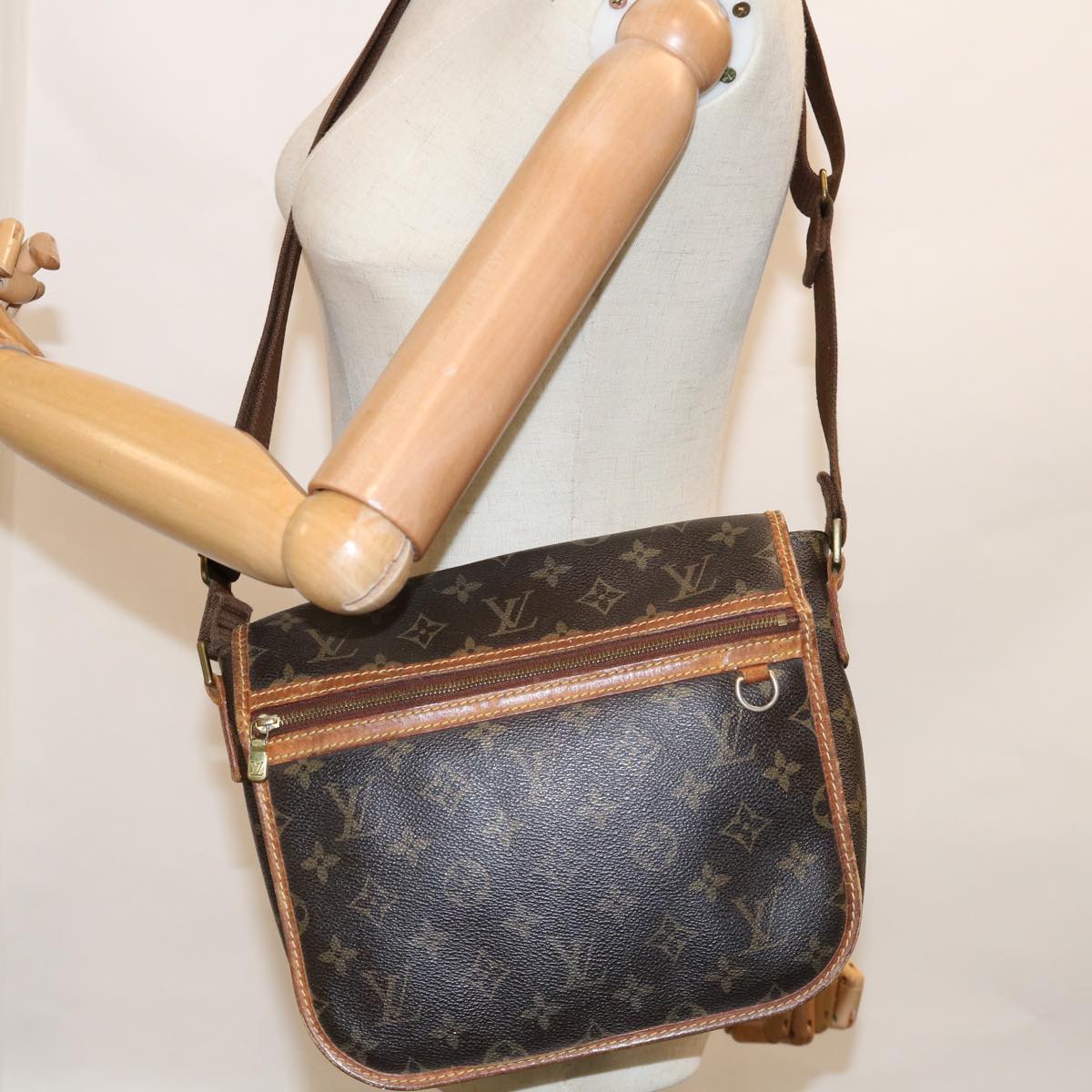 LOUIS VUITTON Monogram Messenger Bosphore PM Shoulder Bag M40106 LV Auth bs11562