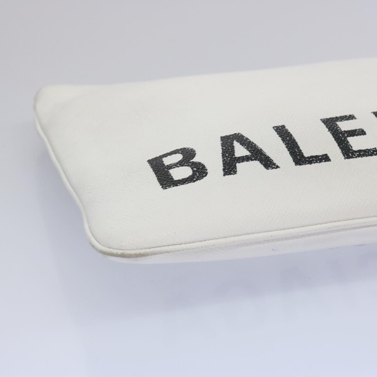 BALENCIAGA Clutch Bag Leather White Auth bs11590