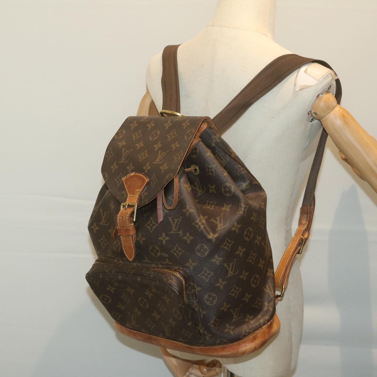 LOUIS VUITTON Monogram Montsouris GM Backpack M51135 LV Auth bs11600