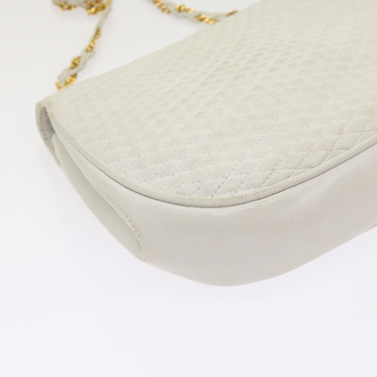 BALLY Quilted Shoulder Bag Leather White Auth bs11685