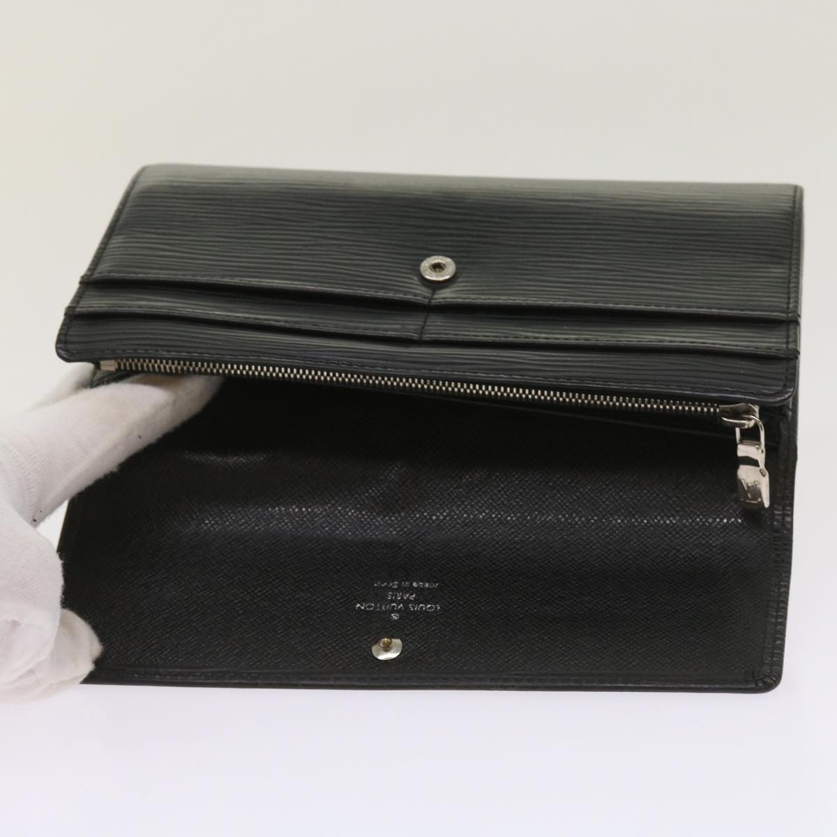 LOUIS VUITTON Epi Portefeuille Sarah Long Wallet Black M63742 LV Auth bs11744