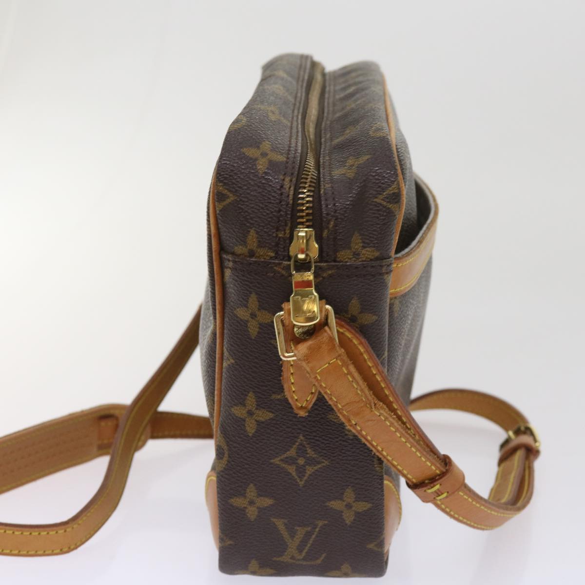 LOUIS VUITTON Monogram Trocadero 30 Shoulder Bag M51272 LV Auth bs11748