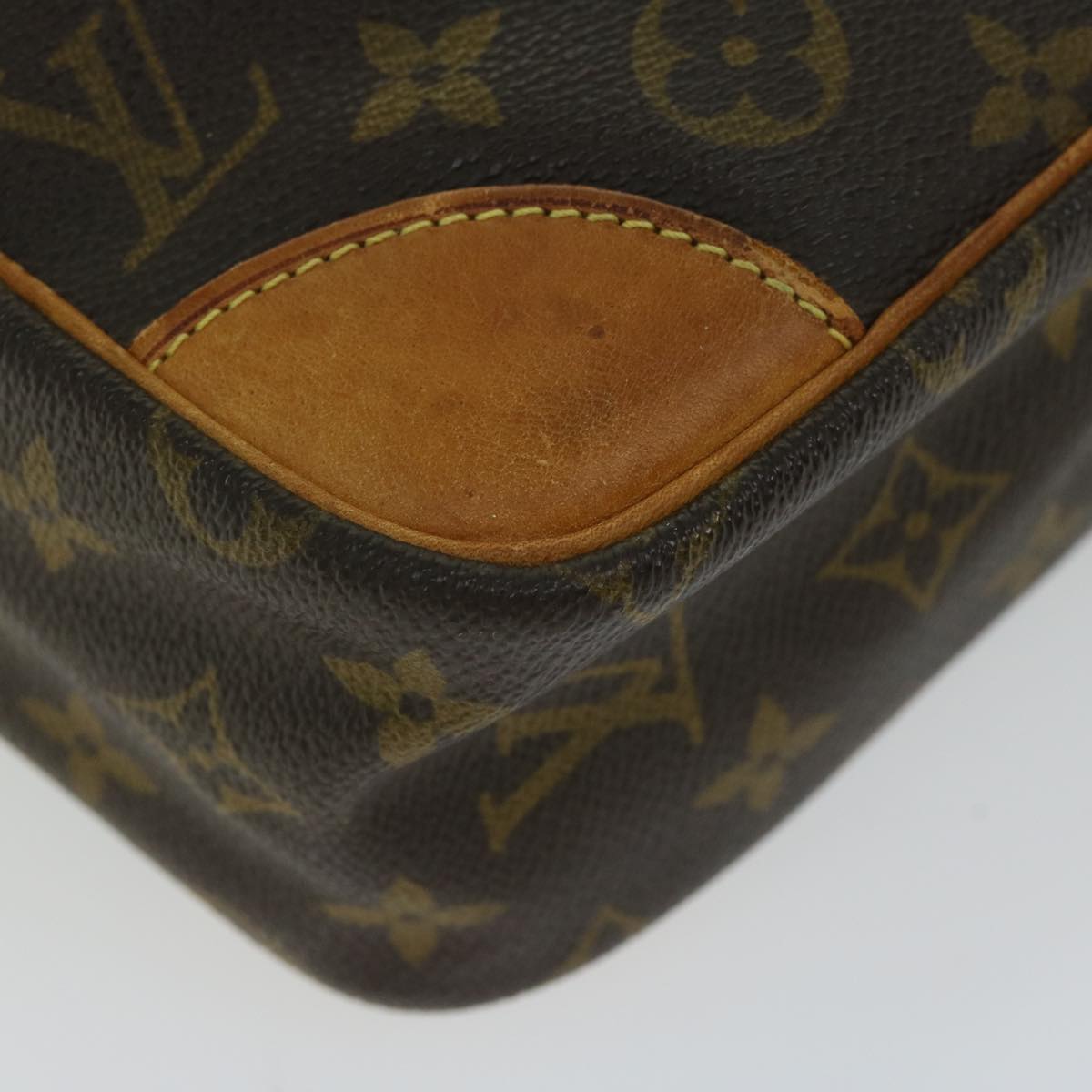 LOUIS VUITTON Monogram Danube MM Shoulder Bag M45264 LV Auth bs12066