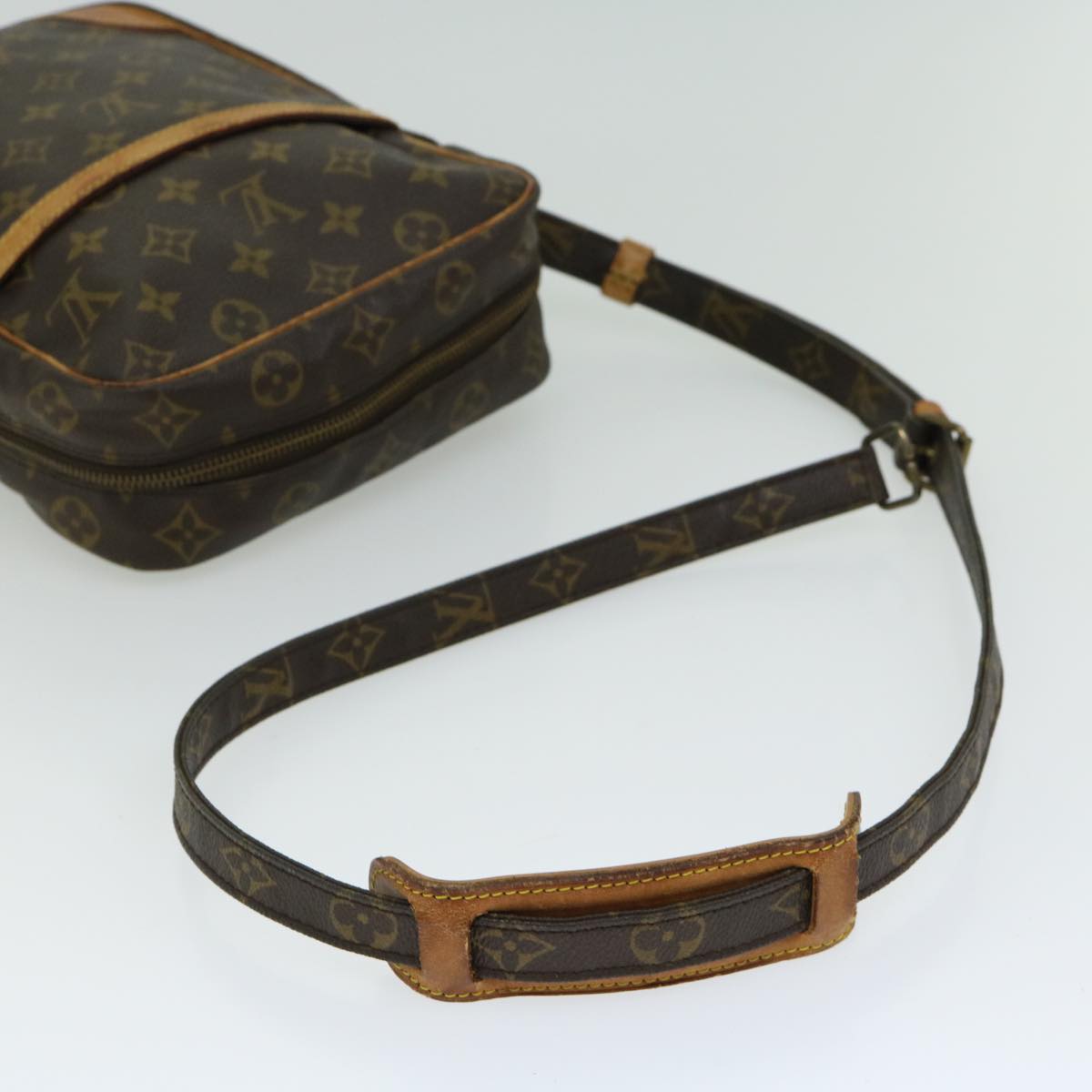 LOUIS VUITTON Monogram Danube MM Shoulder Bag M45264 LV Auth bs12066