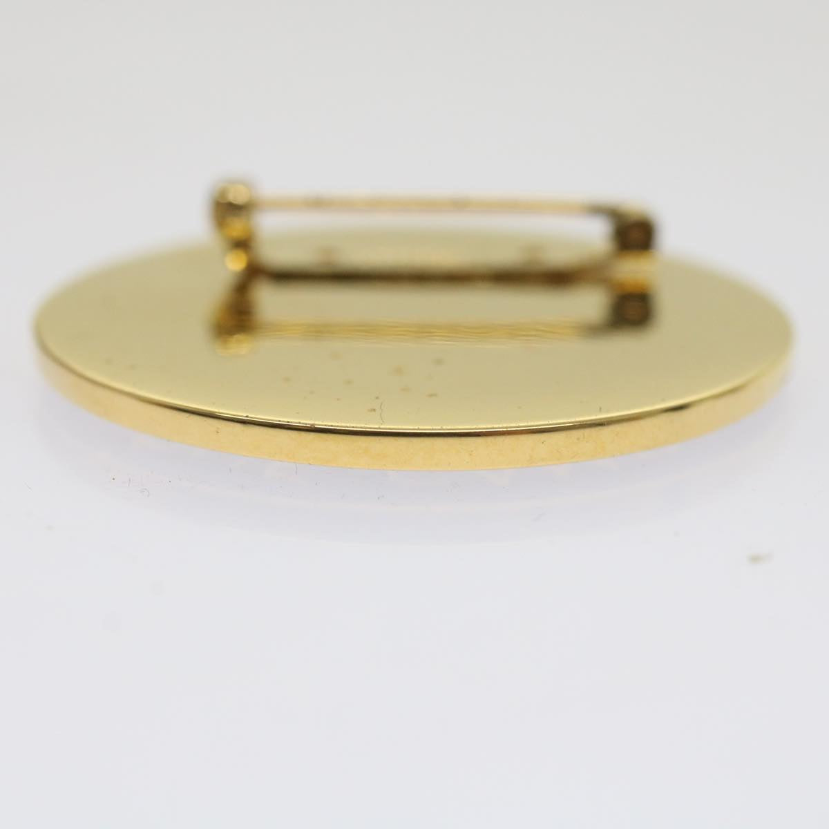 CHANEL Brooch metal Gold CC Auth bs12167