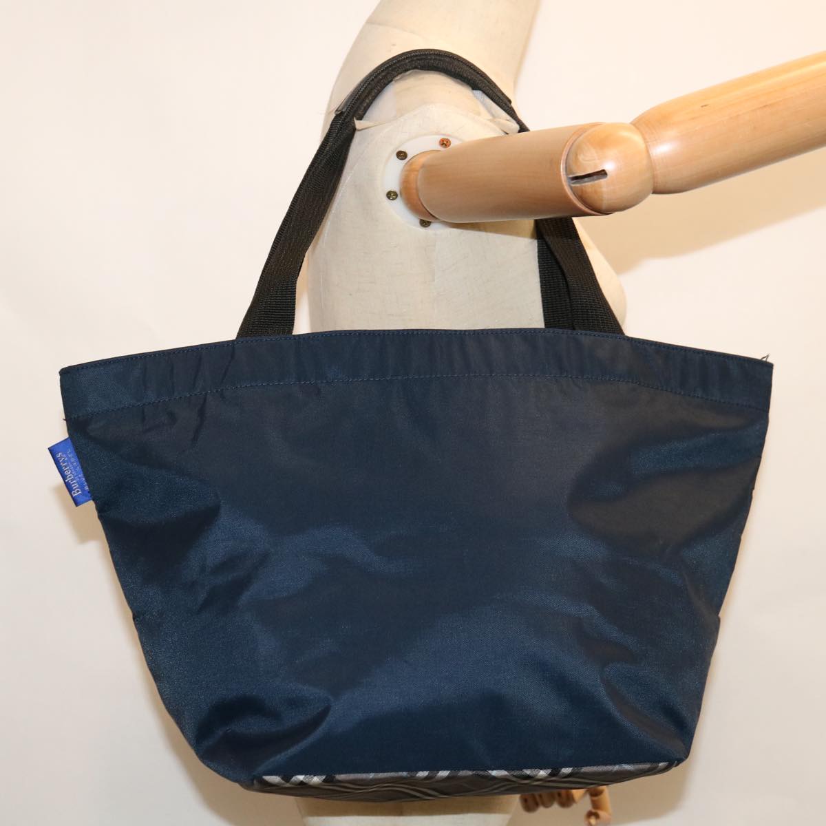 Burberrys Blue Label Hand Bag Nylon Navy Auth bs12309