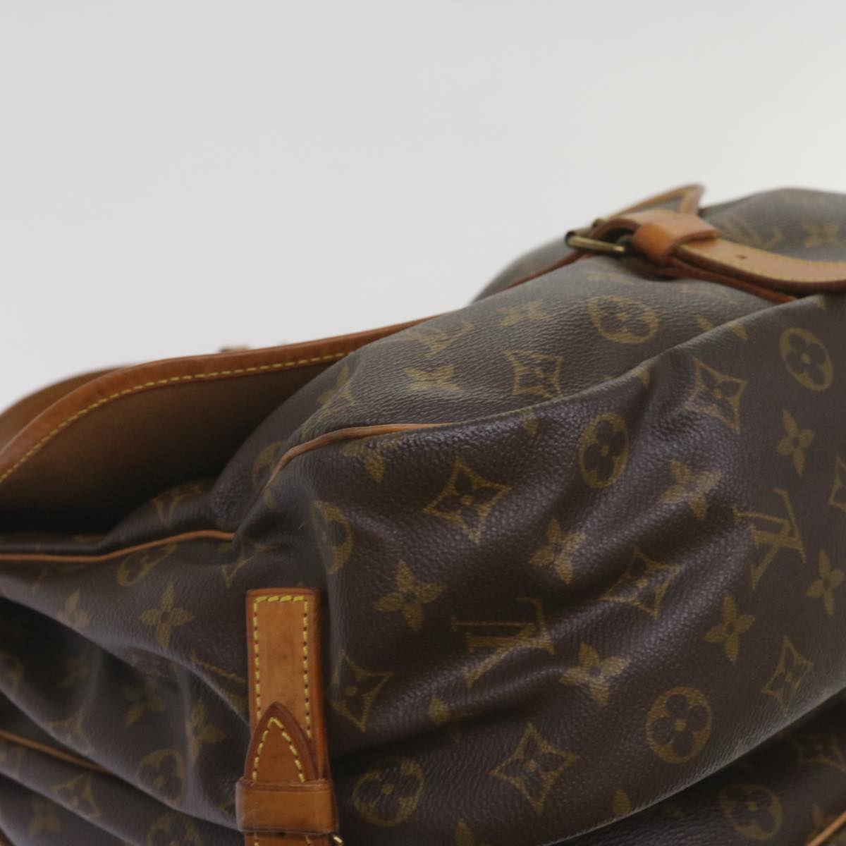 LOUIS VUITTON Monogram Saumur 35 Shoulder Bag M42254 LV Auth bs12317