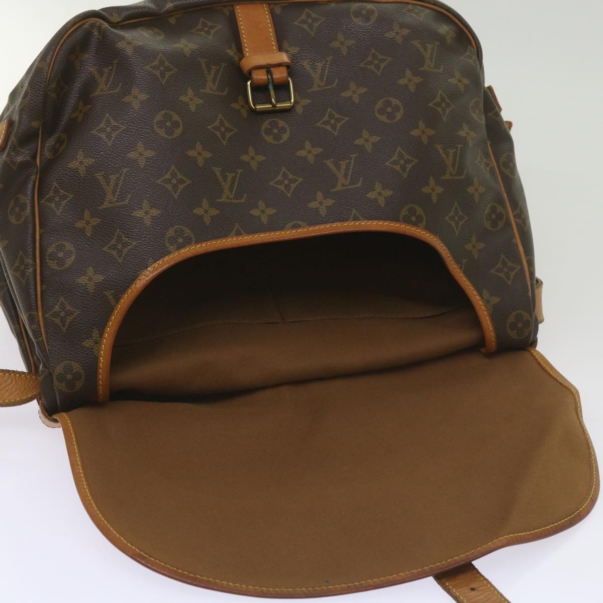 LOUIS VUITTON Monogram Saumur 35 Shoulder Bag M42254 LV Auth bs12317