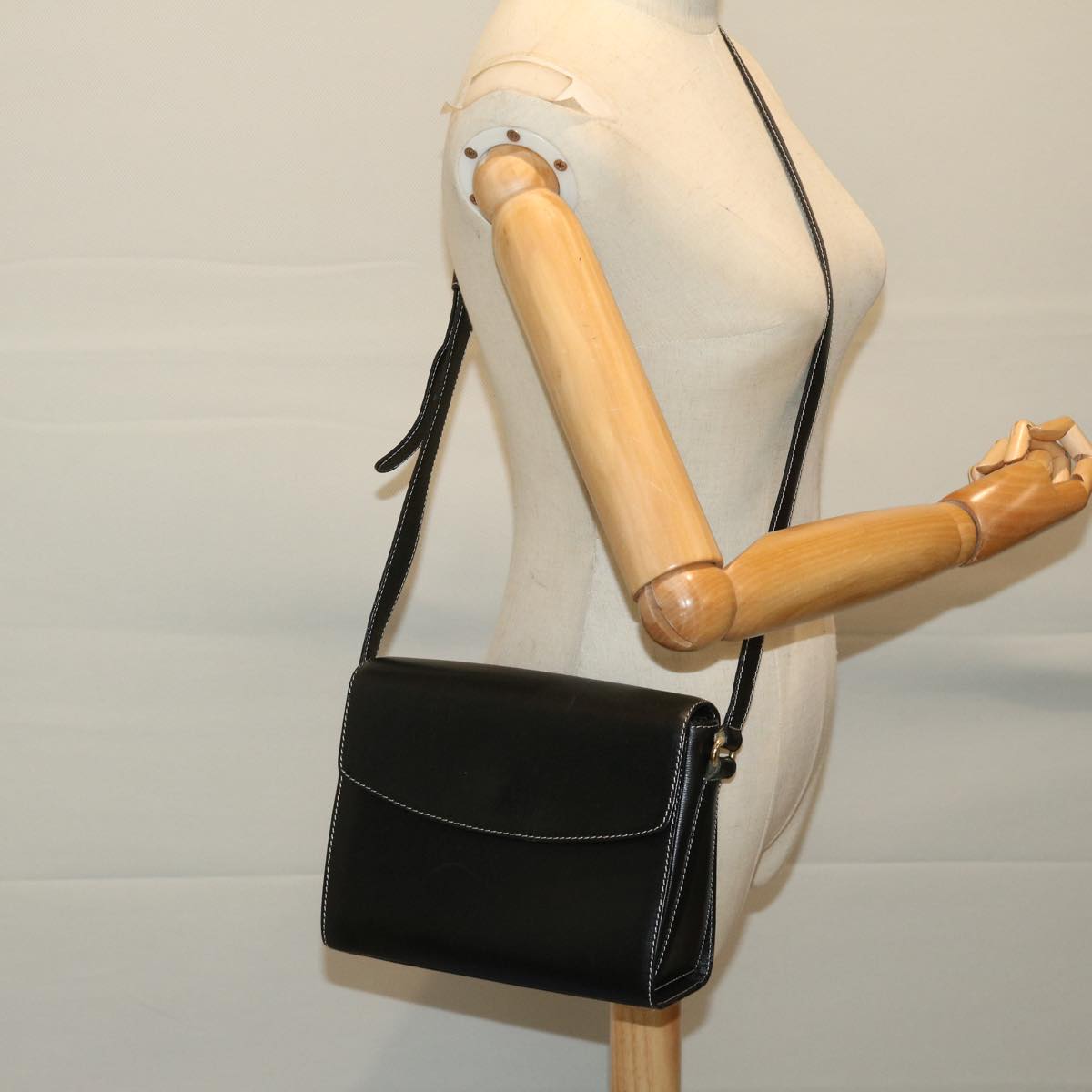 BALLY Shoulder Bag Leather Black Auth bs12469