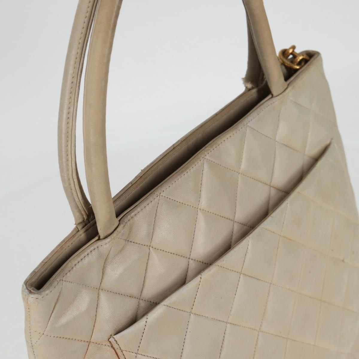 CHANEL Tote Bag Lamb Skin Beige CC Auth bs12535
