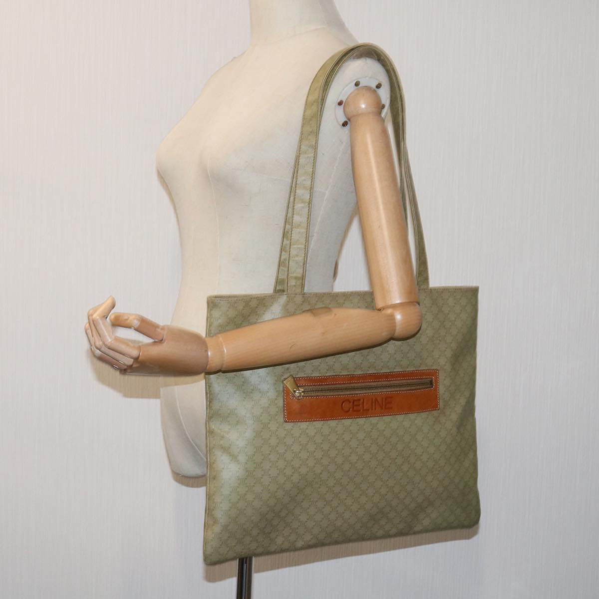 CELINE Macadam Canvas Tote Bag Beige Auth bs12760