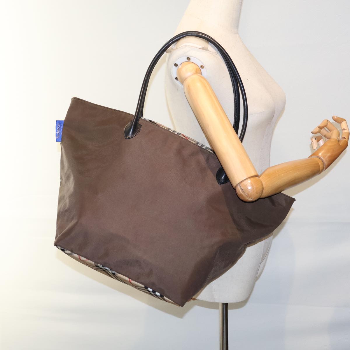 Burberrys Nova Check Blue Label Hand Bag Nylon Brown Black Auth bs13689