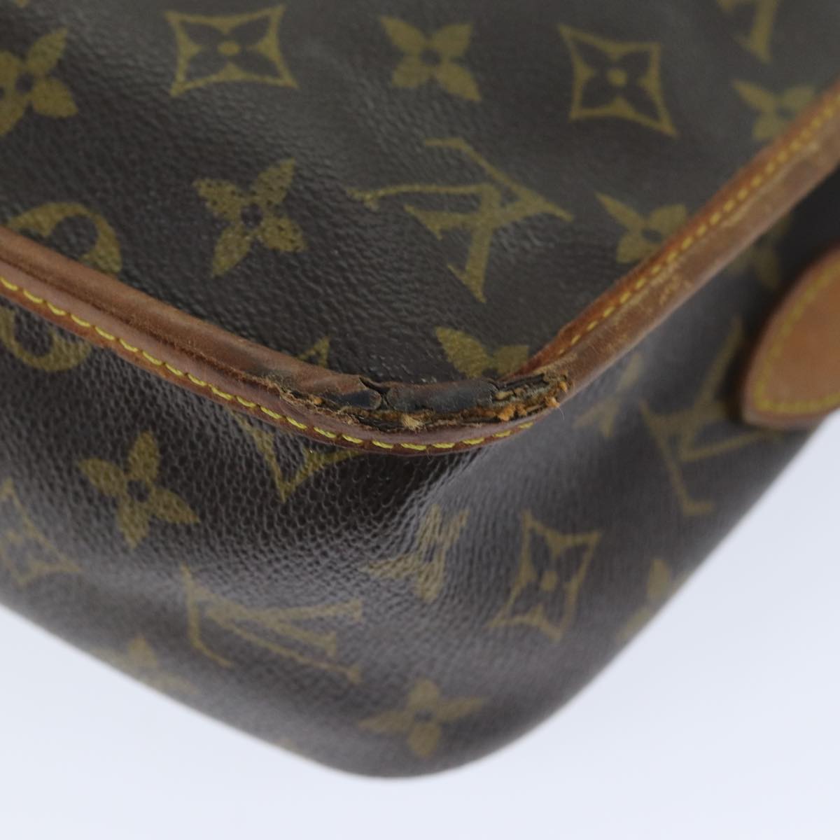 LOUIS VUITTON Monogram Gibeciere MM Shoulder Bag M42247 LV Auth bs14038