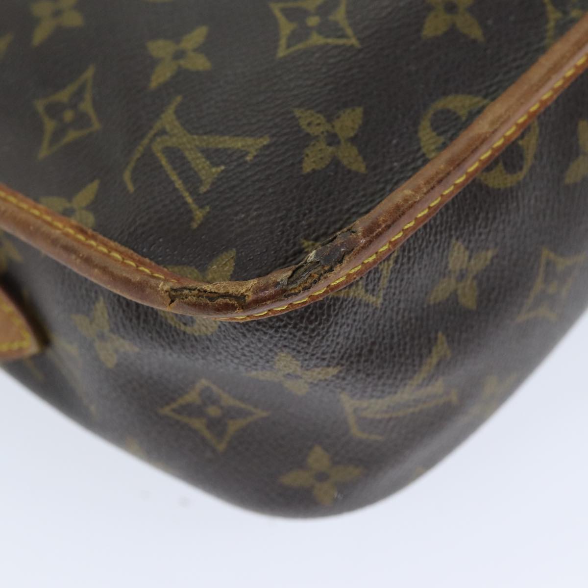 LOUIS VUITTON Monogram Gibeciere MM Shoulder Bag M42247 LV Auth bs14038