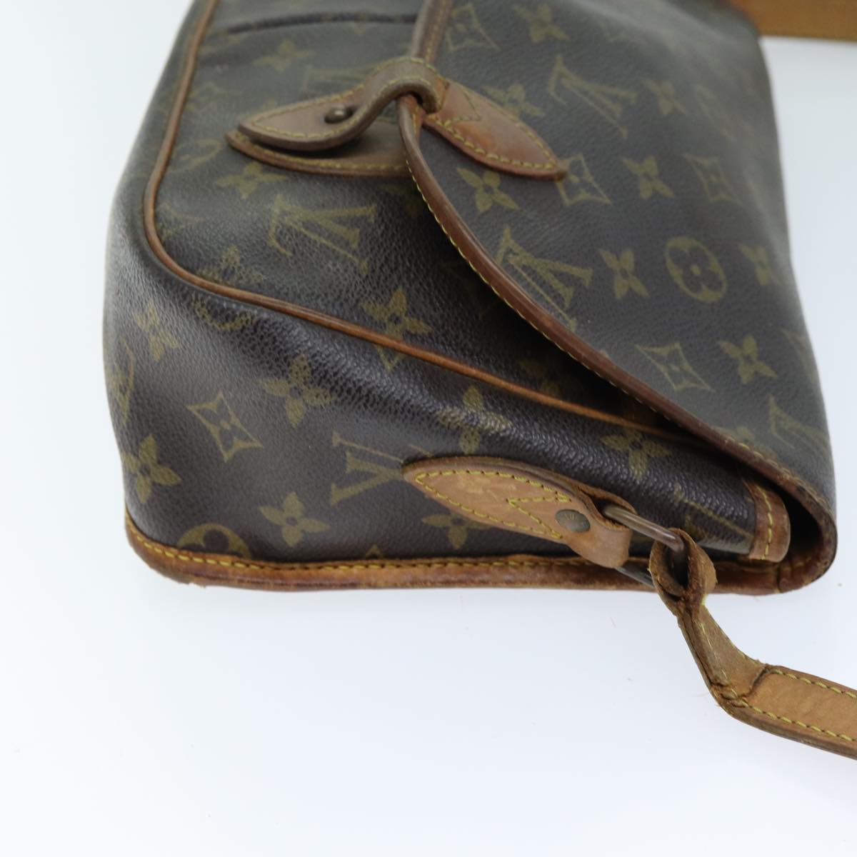 LOUIS VUITTON Monogram Gibeciere MM Shoulder Bag M42247 LV Auth bs14038