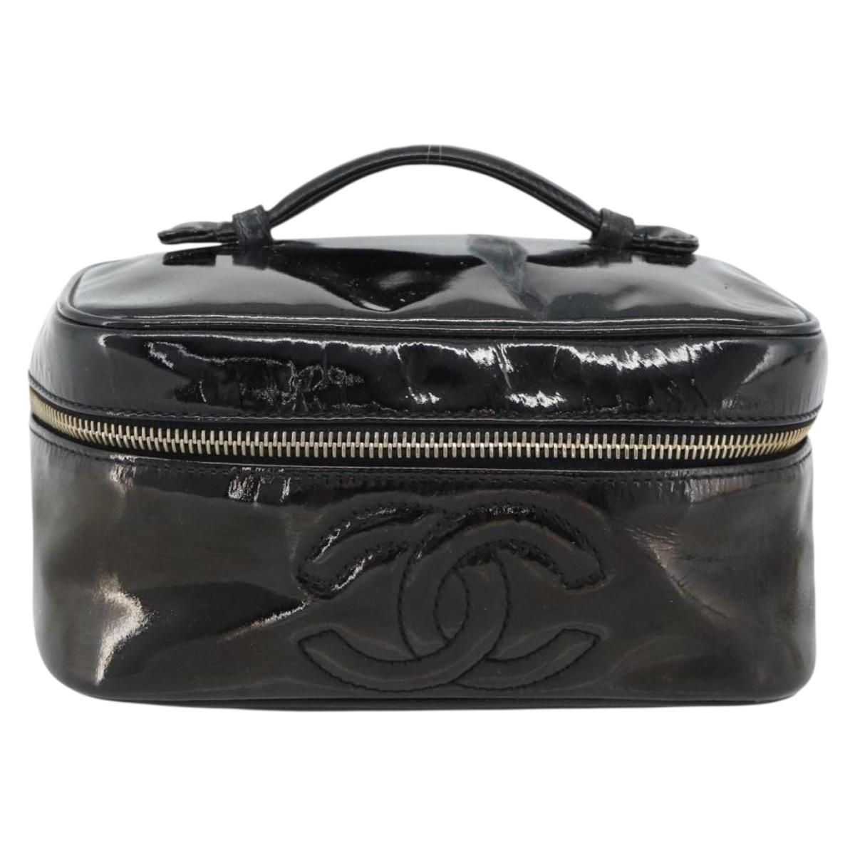 CHANEL Vanity Cosmetic Pouch Patent leather Black CC Auth bs15339