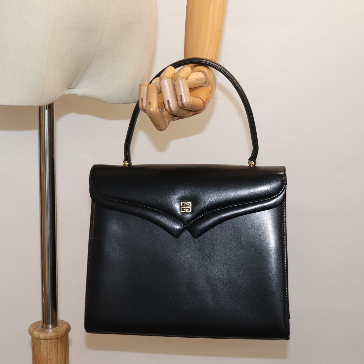 GIVENCHY Hand Bag Leather Black Auth bs15374