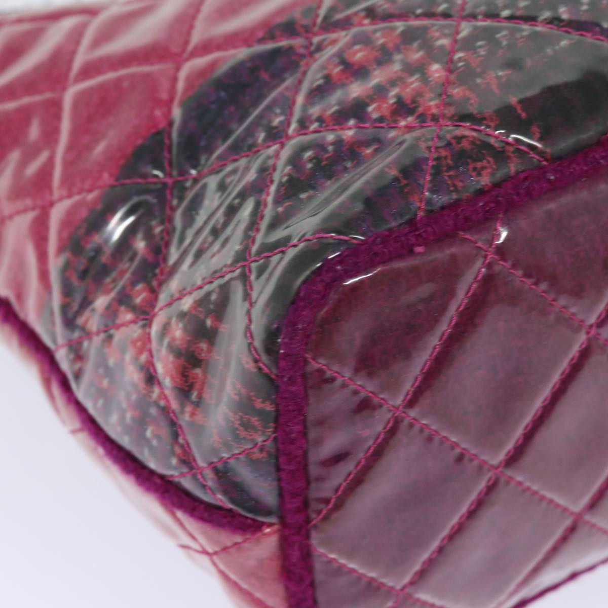 CHANEL Matelasse Chain Tote Bag Vinyl Pink CC Auth bs15858