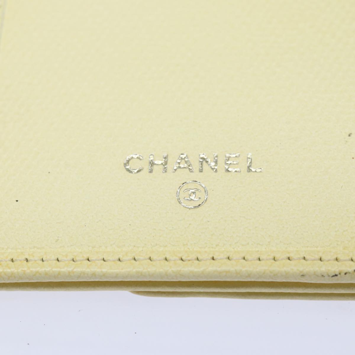 CHANEL COCO Mark Wallet Leather Vanilla CC Auth bs15966