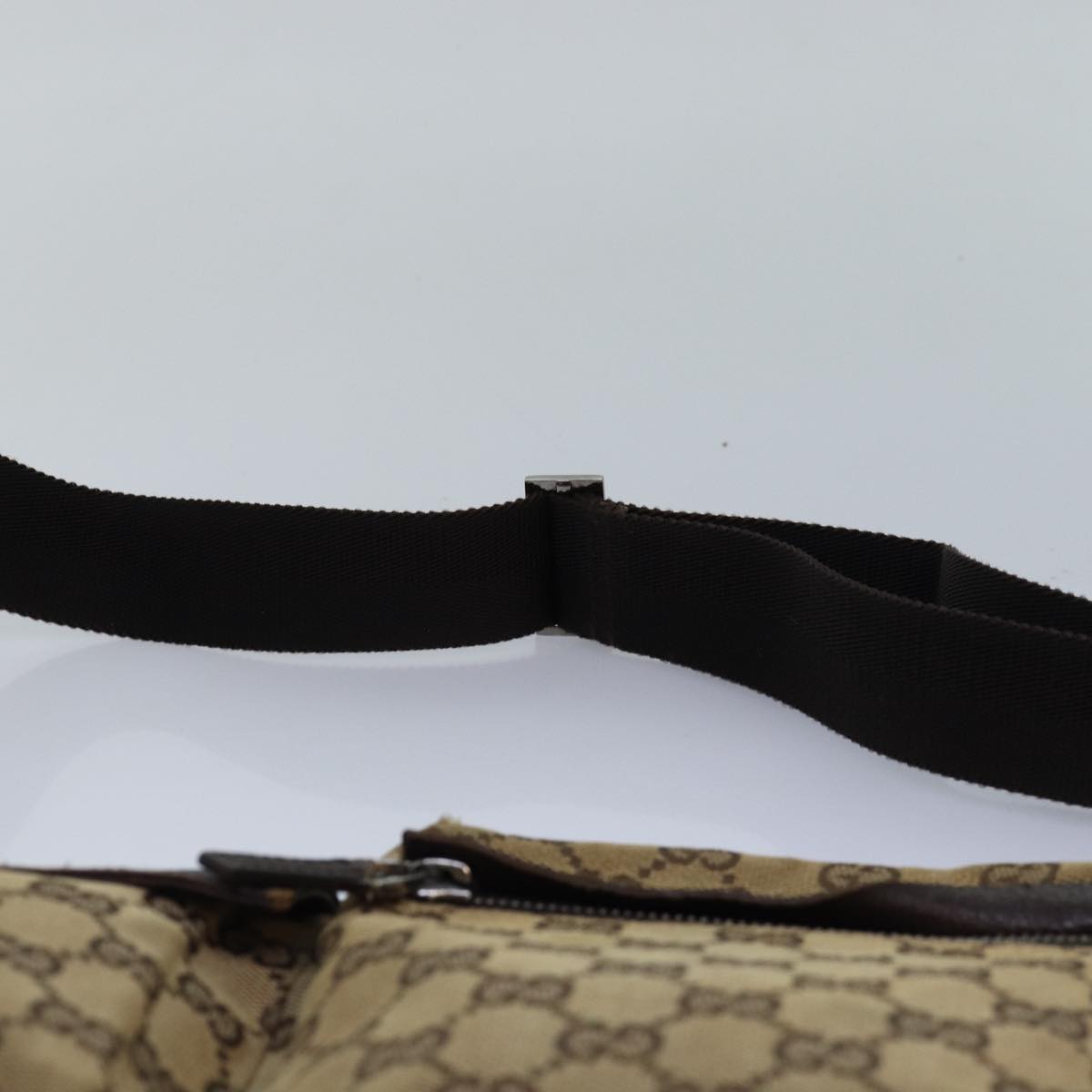 GUCCI GG Canvas Waist bag Beige 28566 Auth bs16083