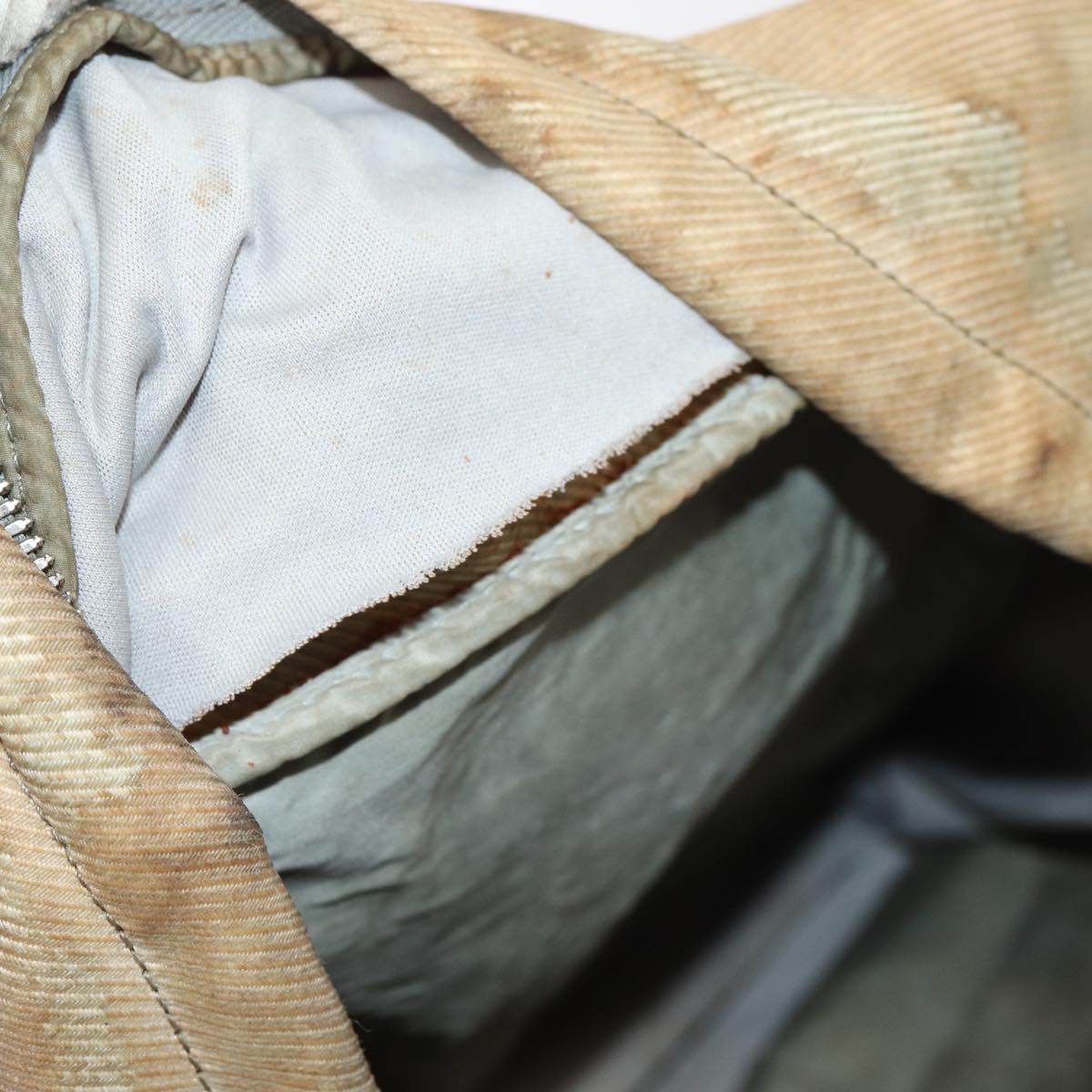 LOUIS VUITTON Taiga LV Cup Clutch Shoulder Bag 2Set Grizzly Gray LV Auth bs16969