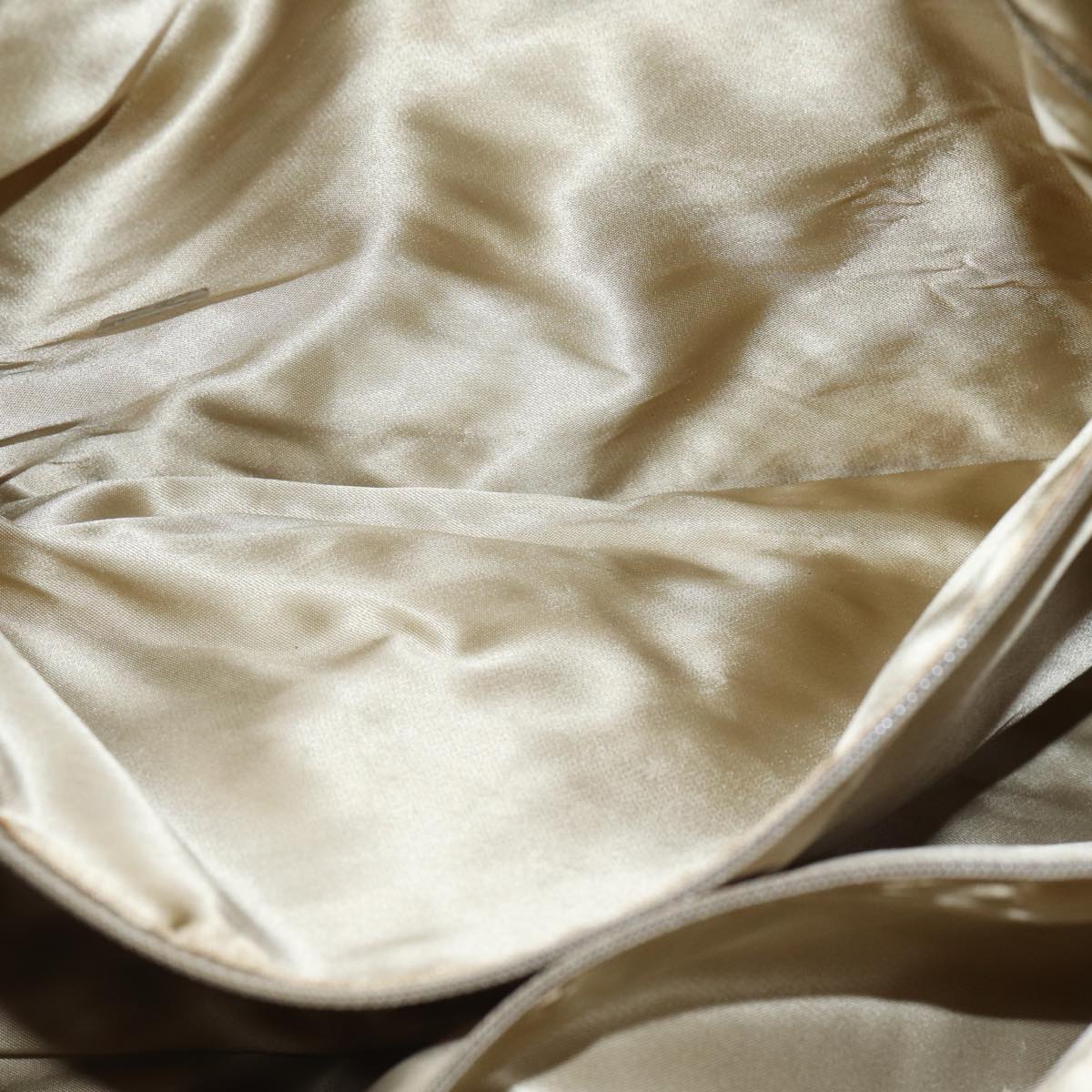 CHANEL Matelasse Chain Shoulder Bag Canvas Red Gold CC Auth bs17125