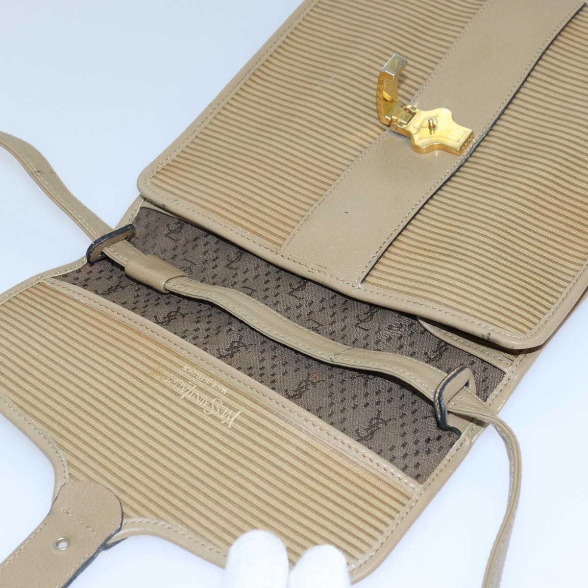 SAINT LAURENT Shoulder Bag PVC Beige Gold Auth bs17304