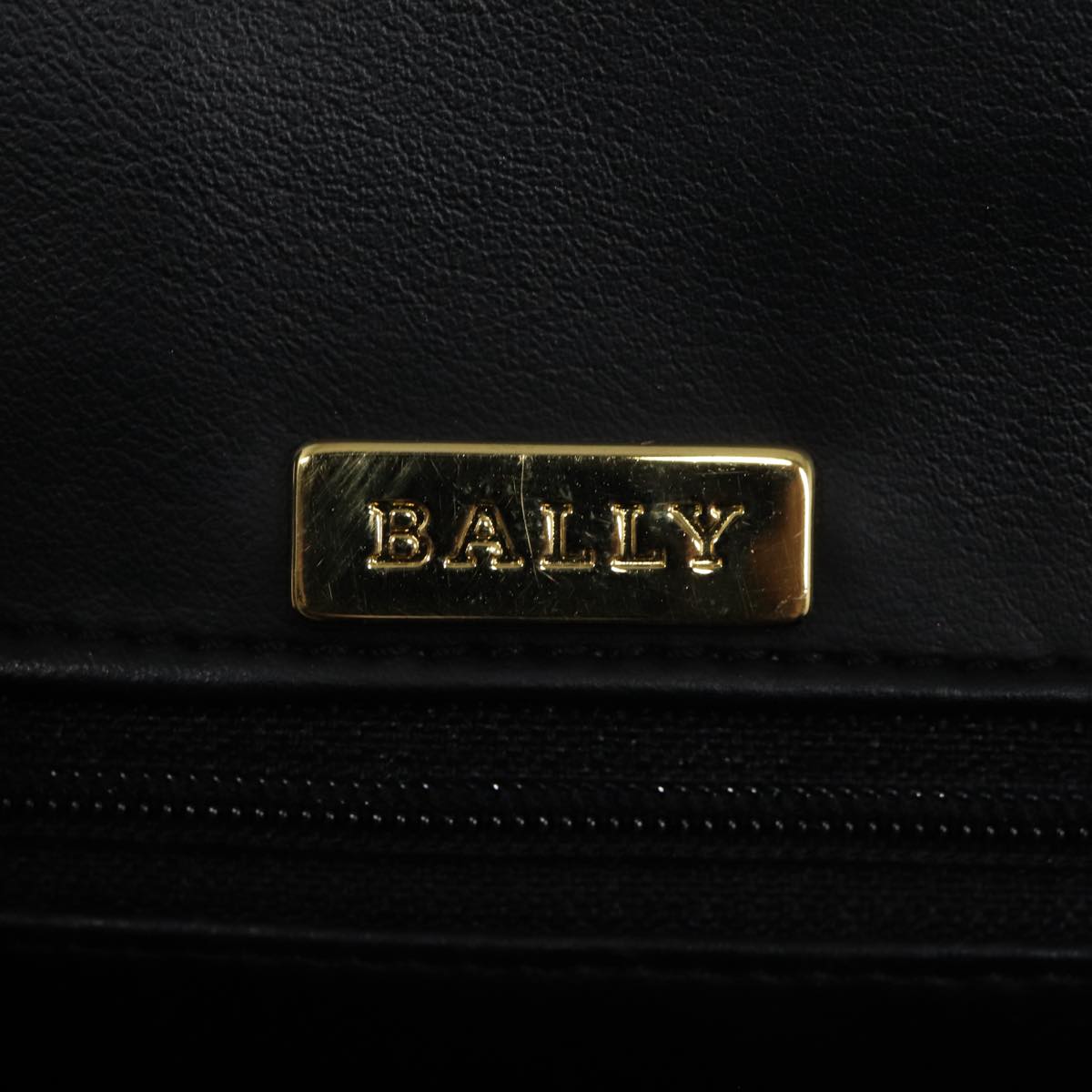 BALLY Quilted Hand Bag Leather Black Gold Auth bs17640