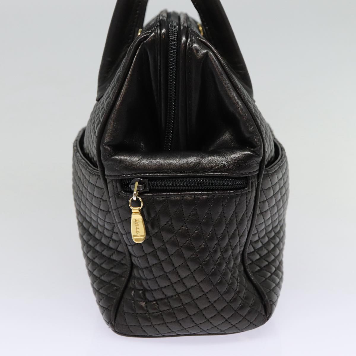 BALLY Quilted Hand Bag Leather Black Gold Auth bs17640