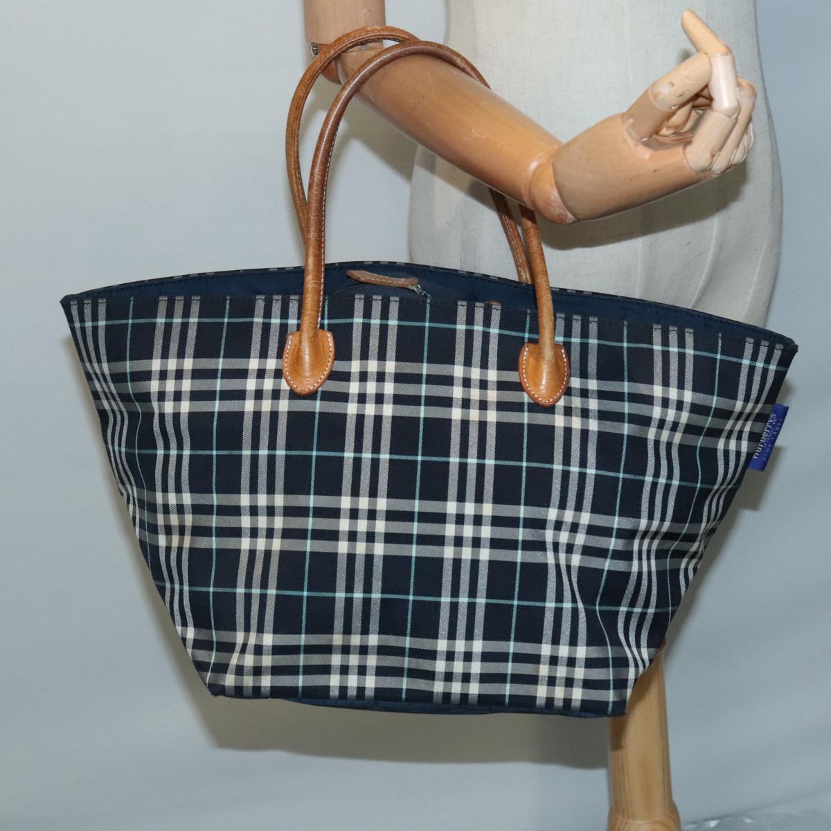 Burberrys Nova Check Blue Label Tote Bag Canvas Navy Auth bs17895