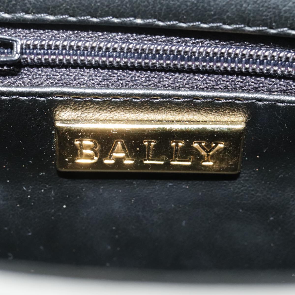 BALLY INTRECCIATO Shoulder Bag Leather White Auth bs18316