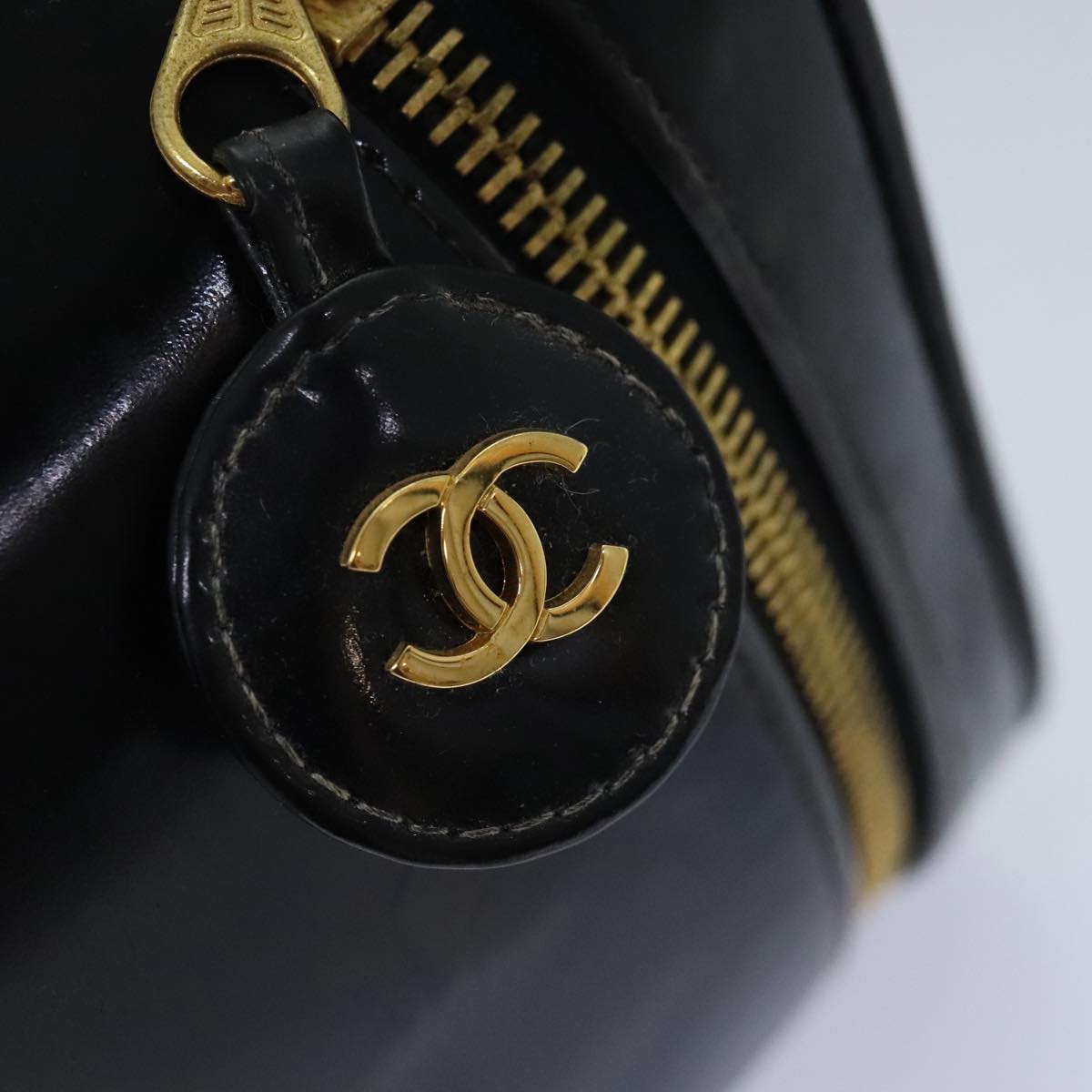 CHANEL COCO Mark Vanity Pouch Patent leather Black Gold CC Auth bs18347