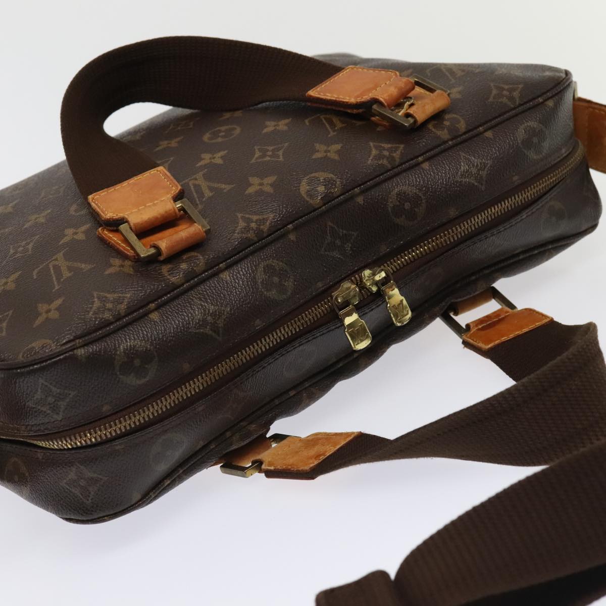 LOUIS VUITTON Monogram Sac Bosphore Hand Bag M40043 LV Auth bs18357