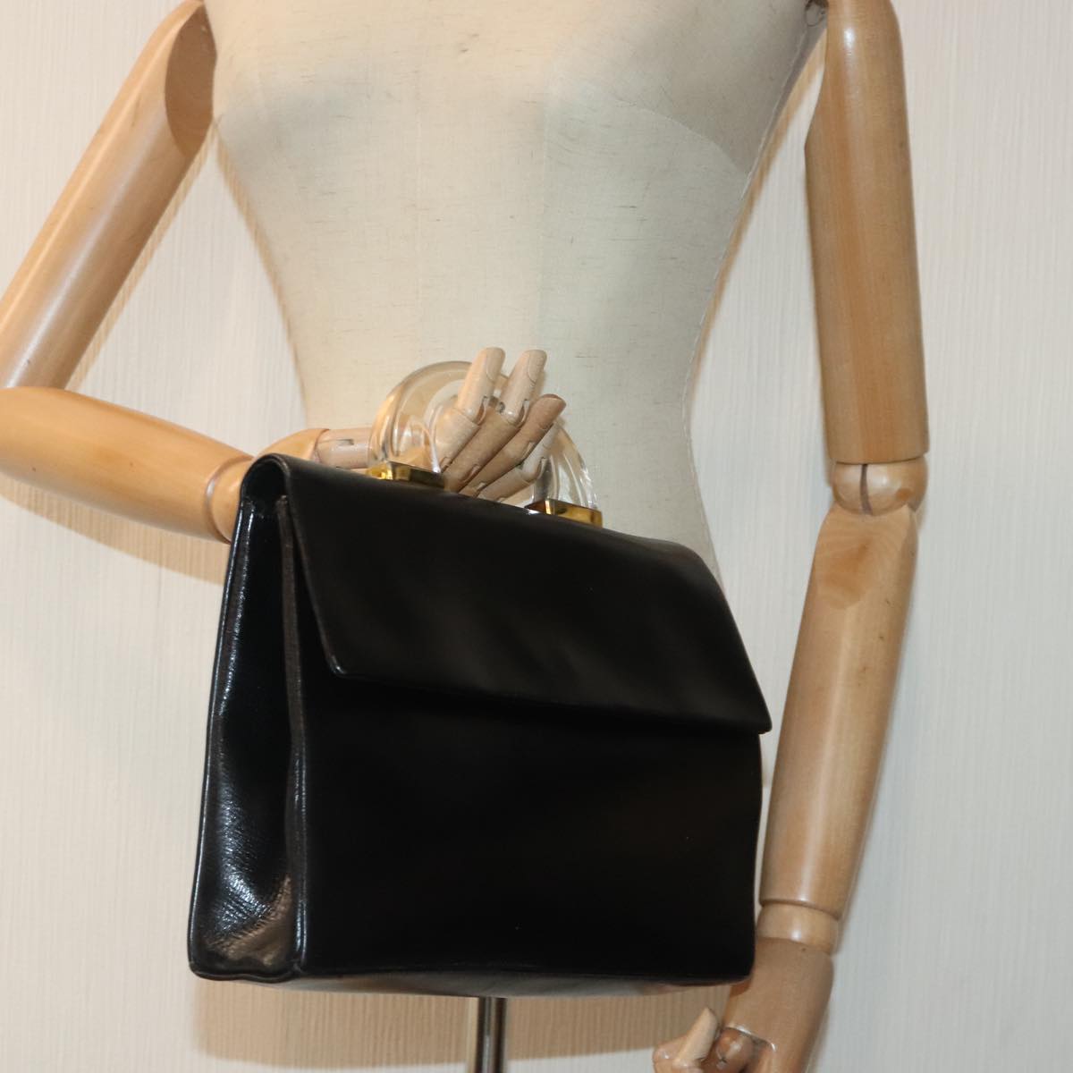 GIVENCHY Hand Bag Leather Black Gold Auth bs18815