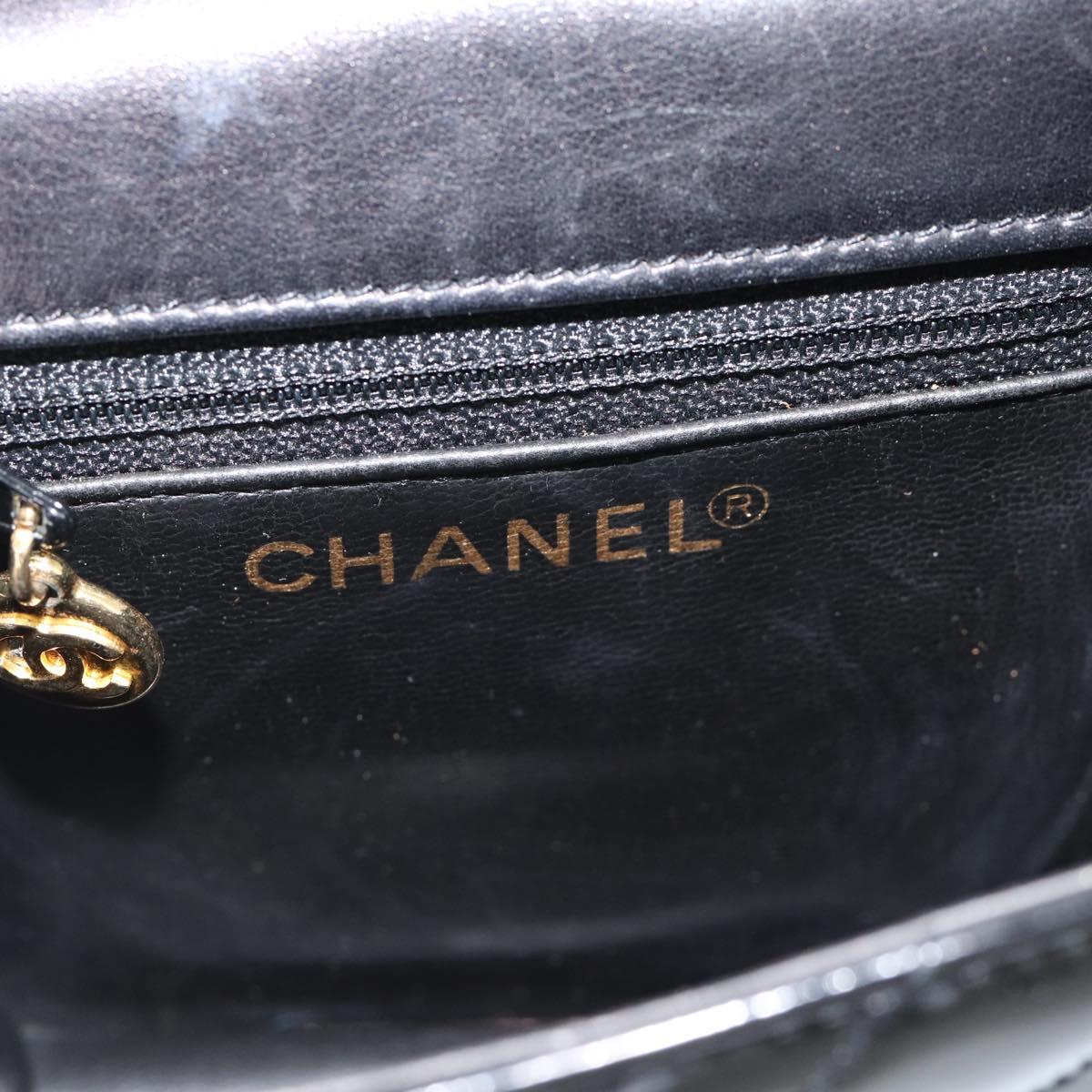 CHANEL V Stitch Waist bag Patent leather Black Gold CC Auth bs18829