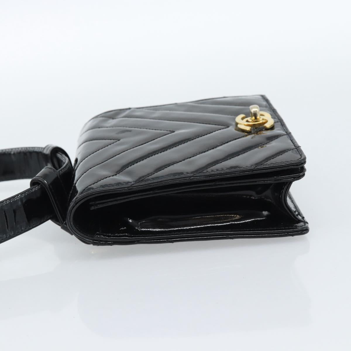 CHANEL V Stitch Waist bag Patent leather Black Gold CC Auth bs18829