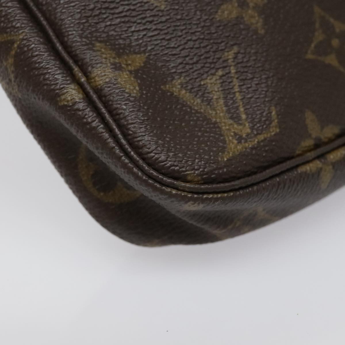 LOUIS VUITTON Monogram Pochette Accessoires Pouch M51980 LV Auth bs18871