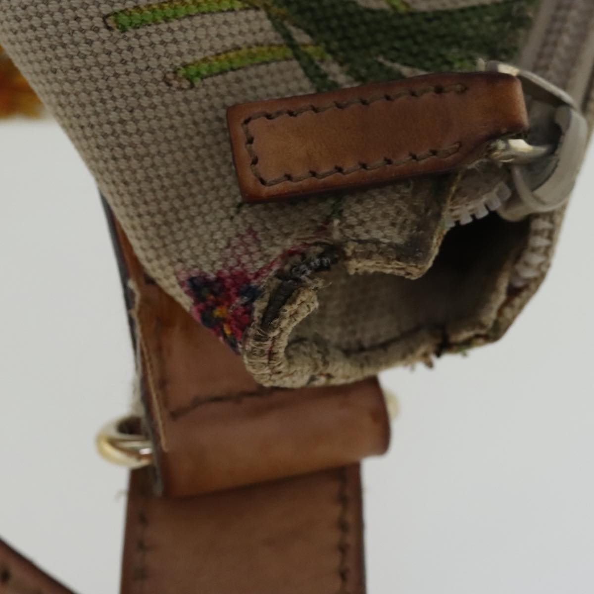 GUCCI Shoulder Bag Canvas Multicolor Gold 145857 Auth bs18986