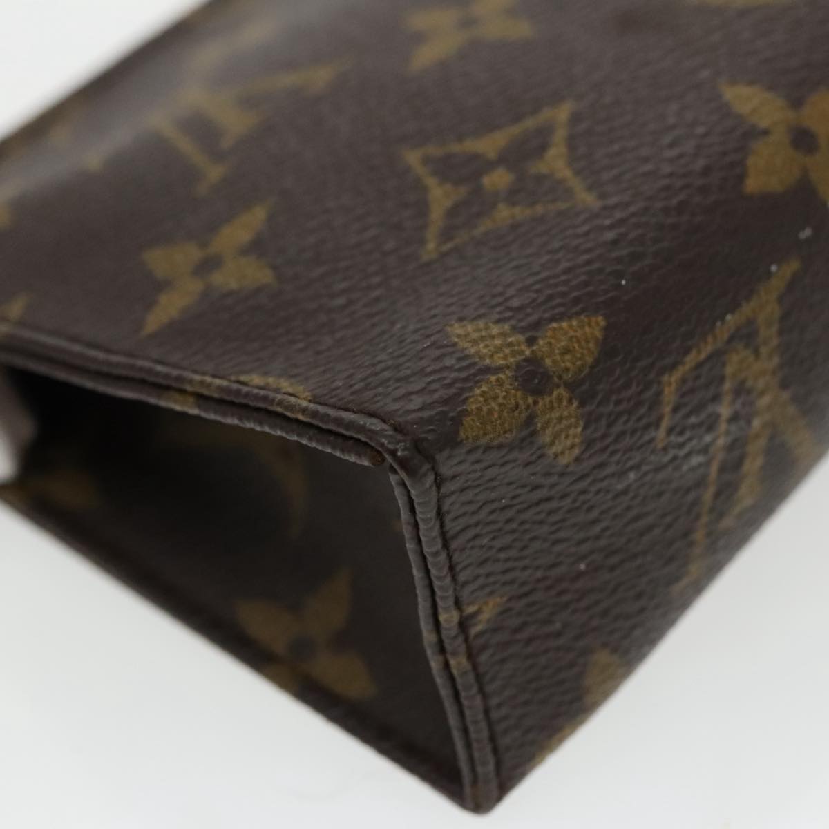 LOUIS VUITTON Monogram Poche Toilette 15 Pouch M47546 LV Auth bs19380