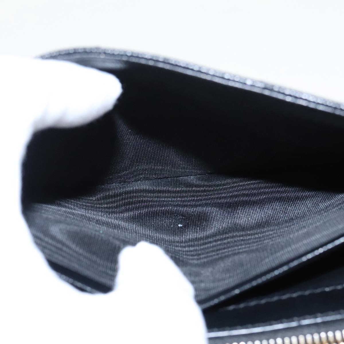 SAINT LAURENT V Stitch Chain Long Wallet Leather Black Gold Auth bs19416A