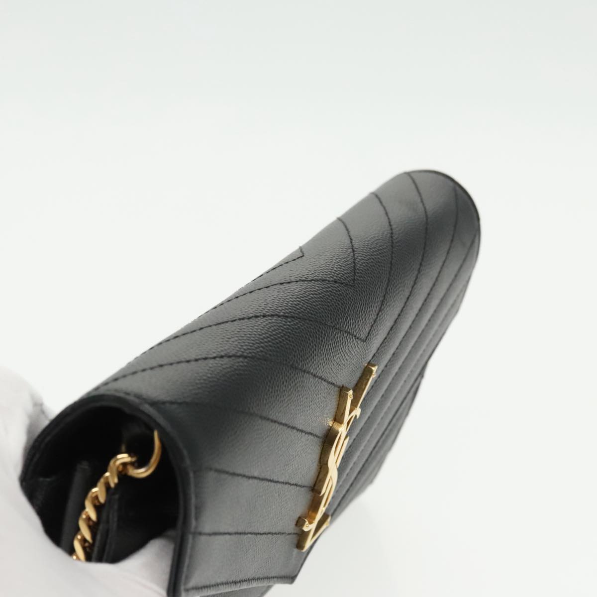 SAINT LAURENT V Stitch Chain Long Wallet Leather Black Gold Auth bs19416A