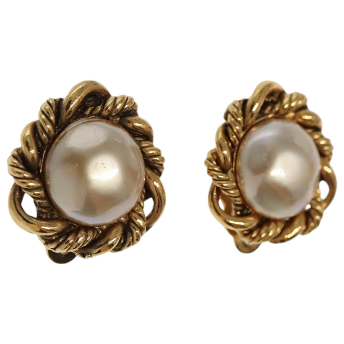 CHANEL Pearl Earring metal Gold Tone CC Auth bs19423