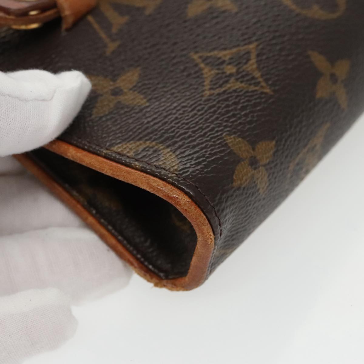 LOUIS VUITTON Monogram Pochette Florentine Waist bag M51855 LV Auth bs19555